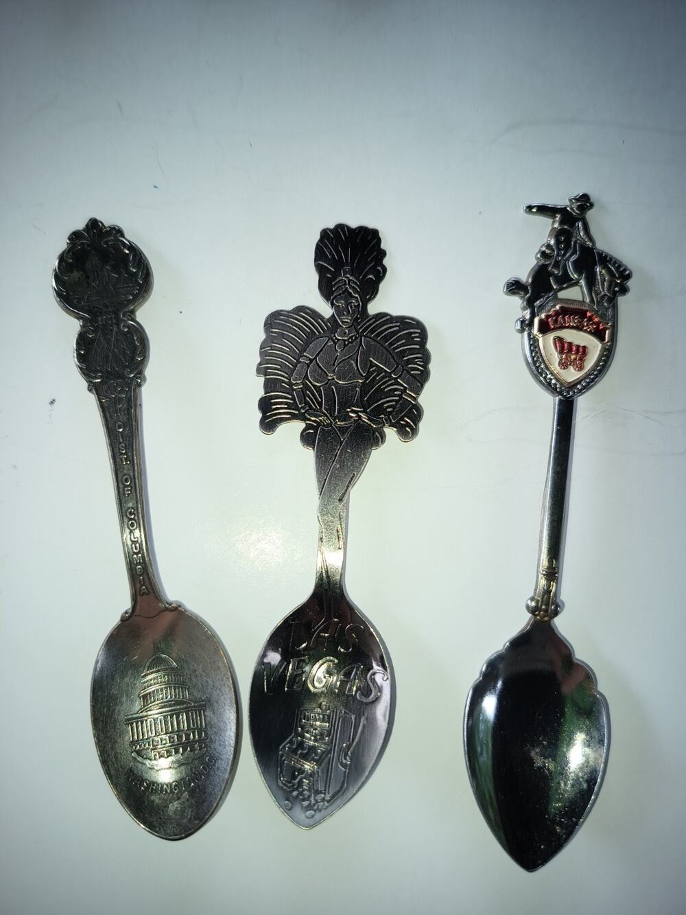 Souvenir Collectible Spoons Set of 3 Paris & Crest Design Silver Metal